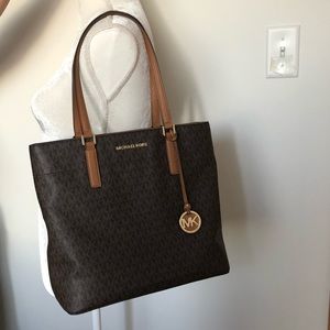 Michael Kors Shoulder Bag